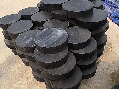 全椒县板式橡胶支座由若干层橡胶片与薄钢板经加压硫化
